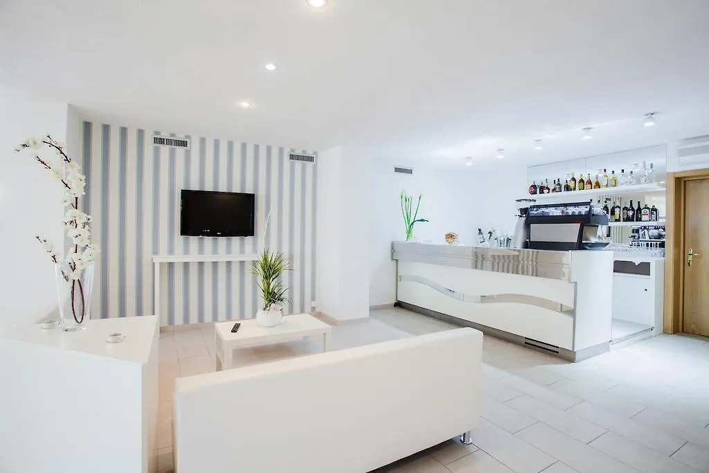 Hotel Mario Cesenatico Italy