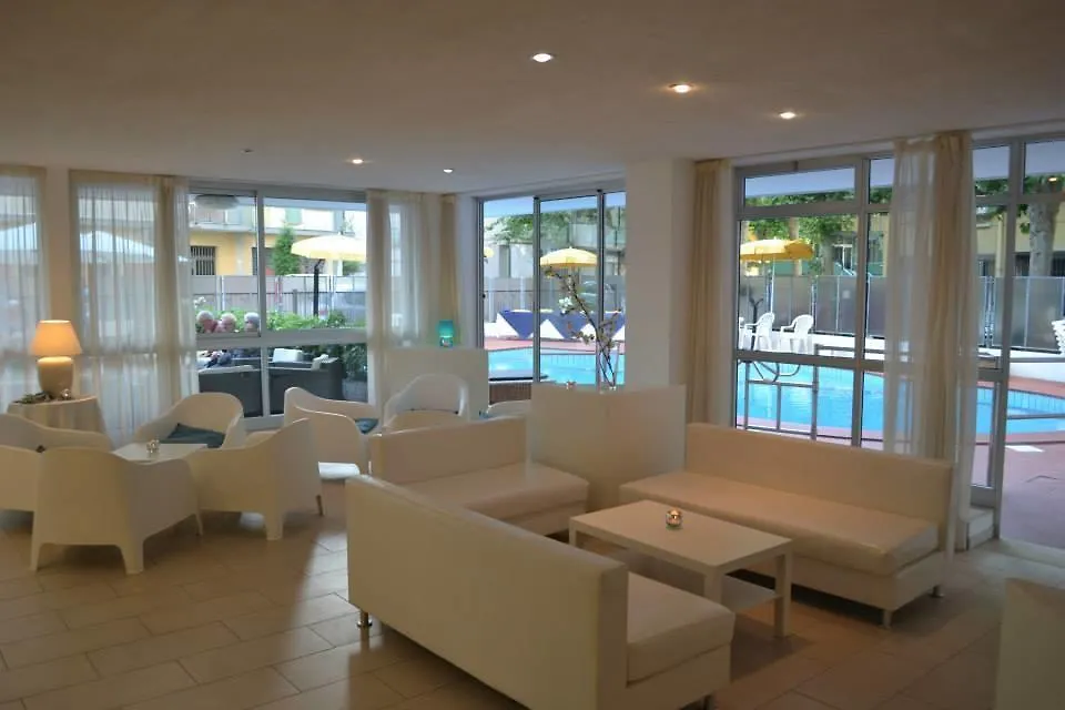 Hotel Mario Cesenatico 3*,  Italy